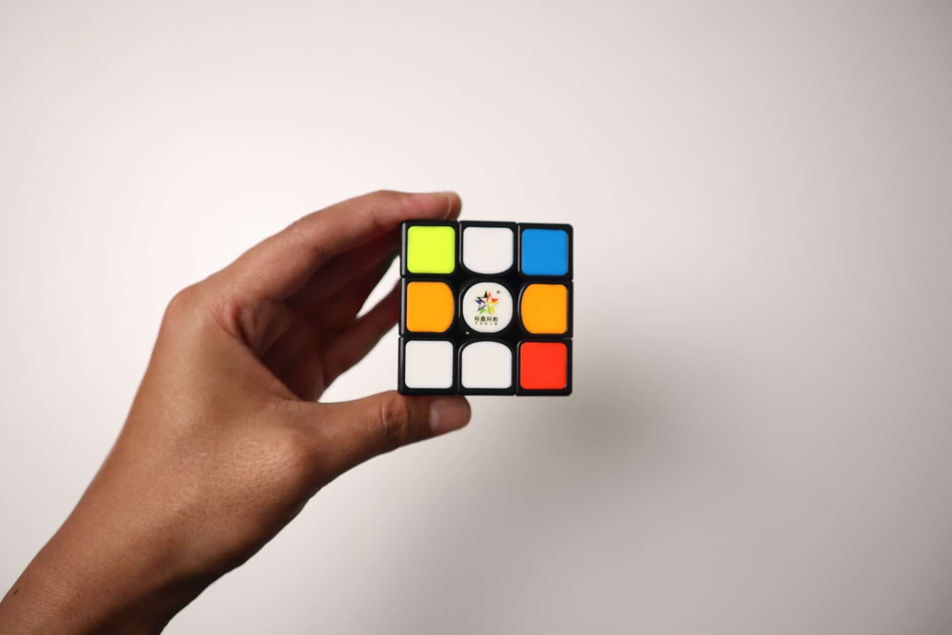 Rewire your Excellence - Rubik's Cube, Handwriting, Juggling